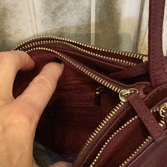 Bass leather handbag, crossbody, like new, burgundy - Picture 6 of 14
